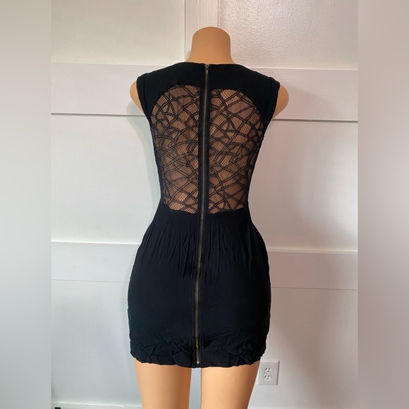 Black Dress - Picture 1 of 4